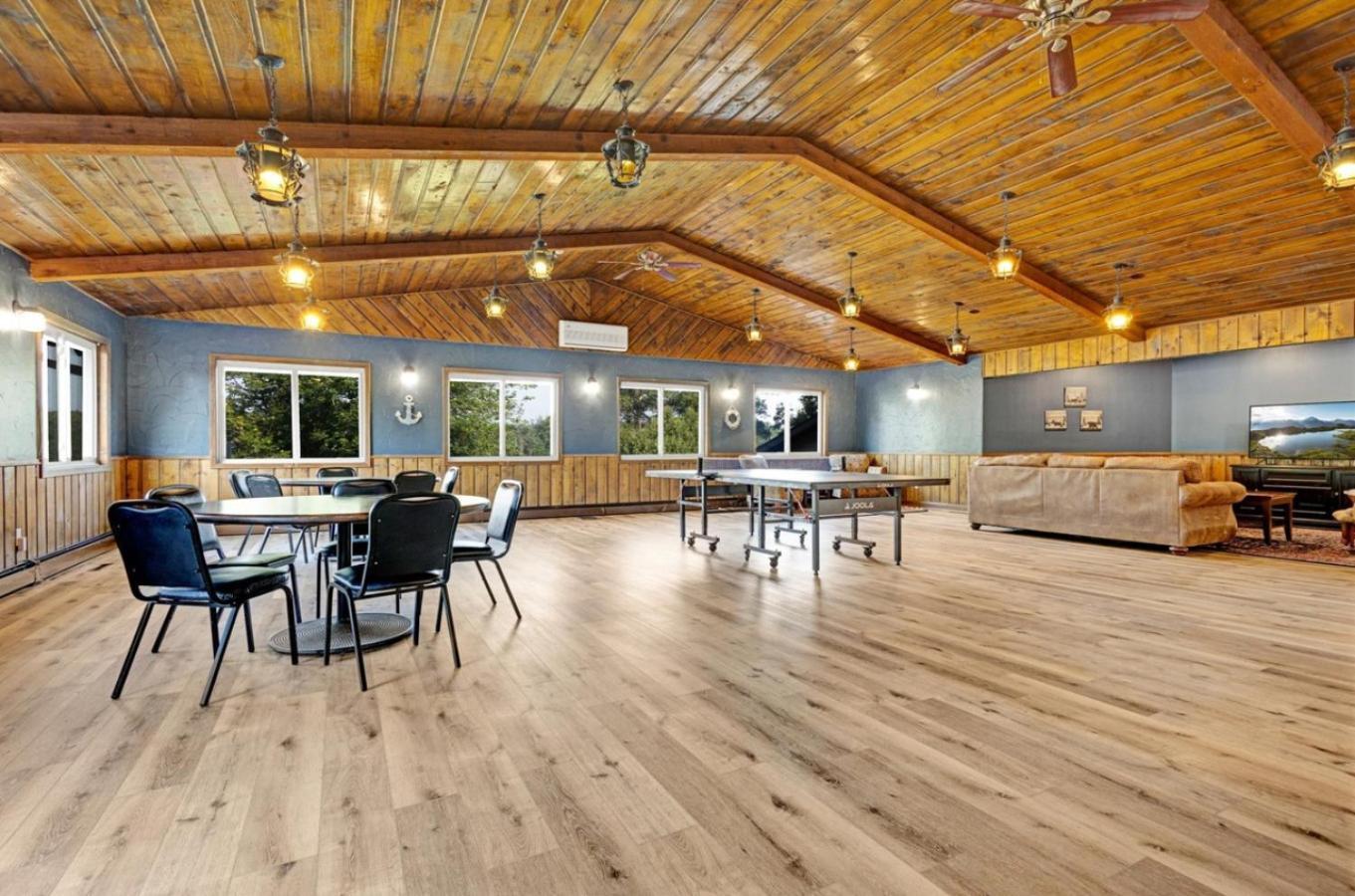 Siren Lake Cabin For Large Groups That Sleeps 27ヴィラ エクステリア 写真